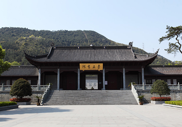人與自然的和諧共生，寺廟設計布局智慧